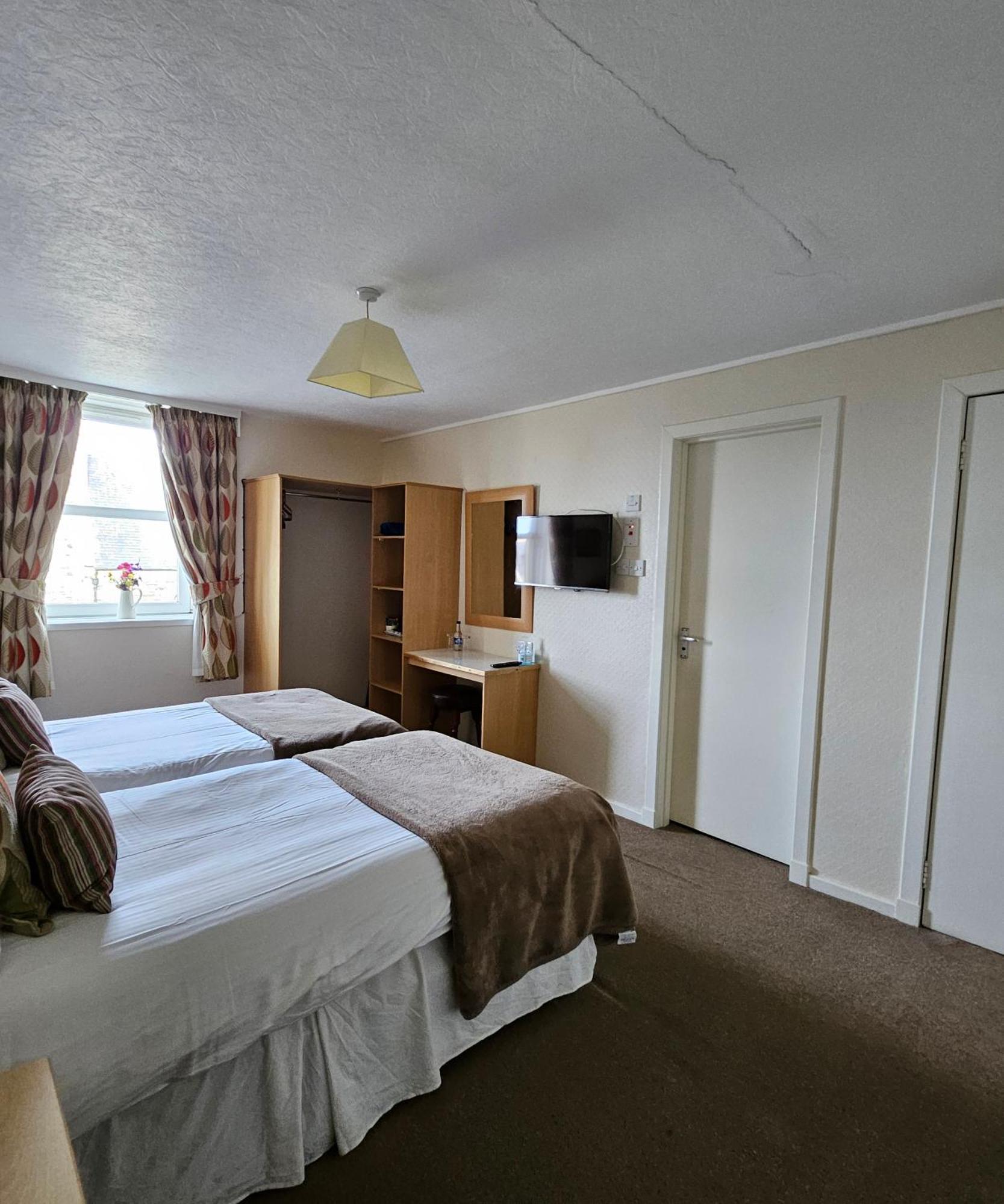 Station Hotel Portsoy Eksteriør bilde