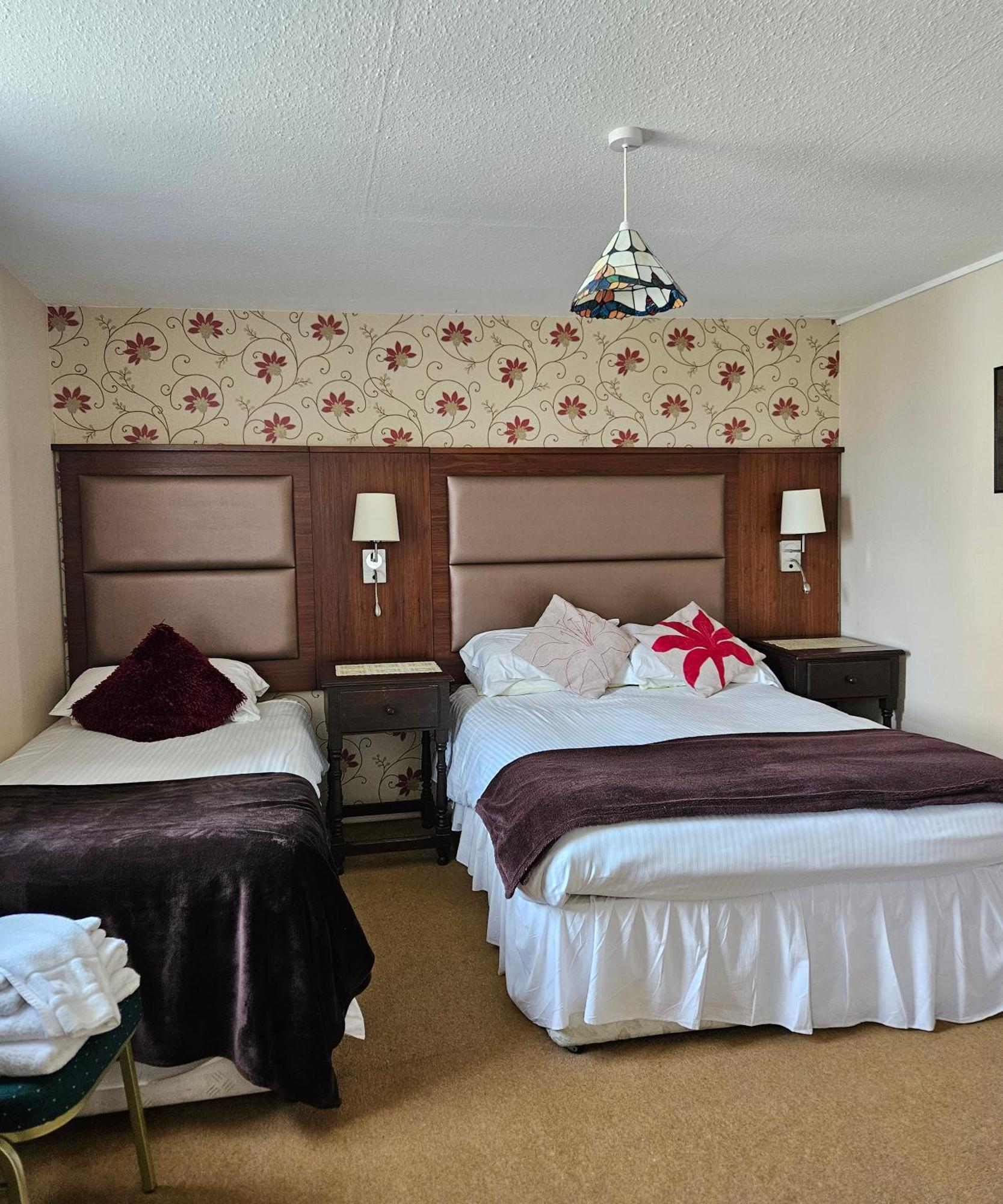 Station Hotel Portsoy Eksteriør bilde