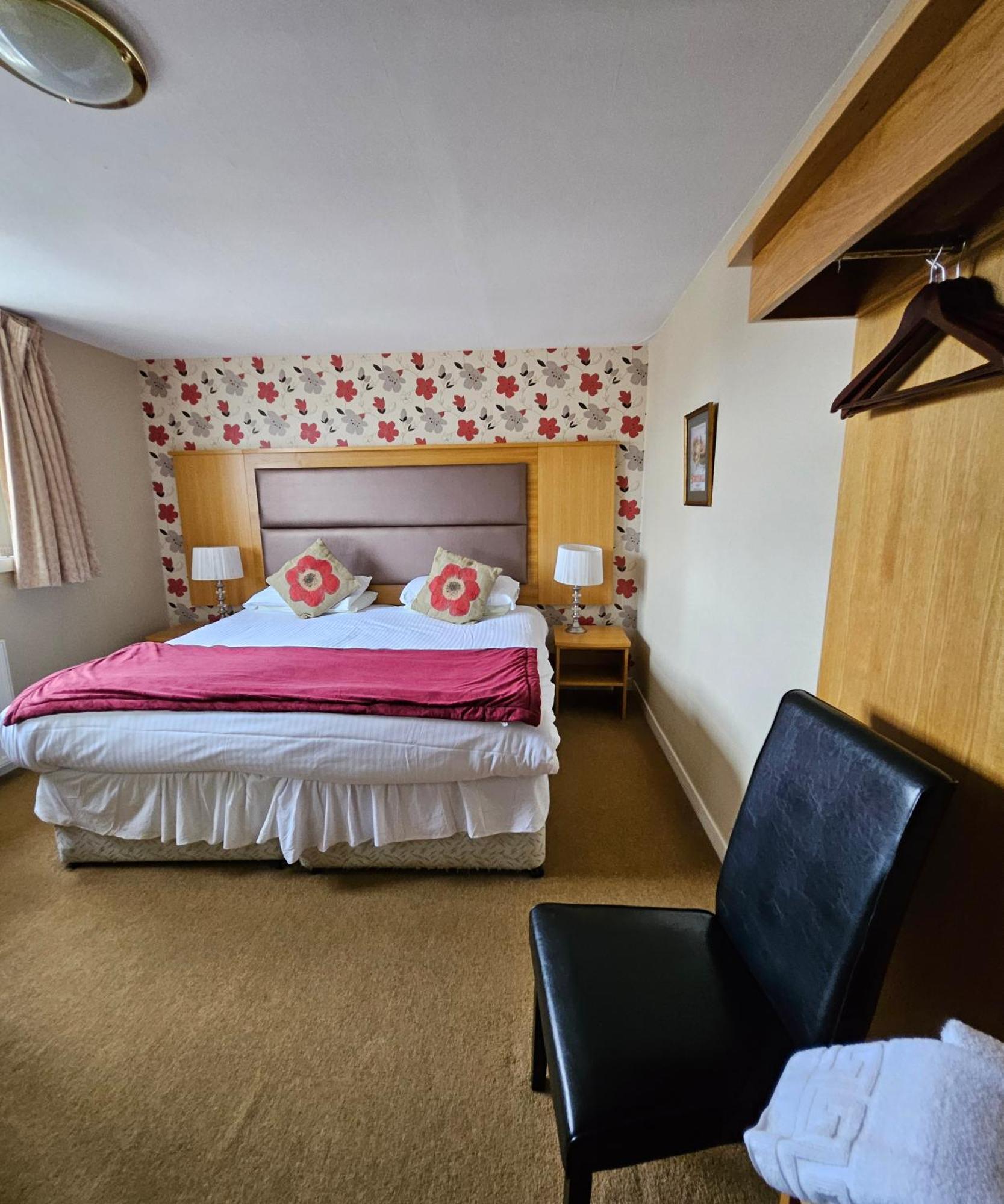 Station Hotel Portsoy Eksteriør bilde