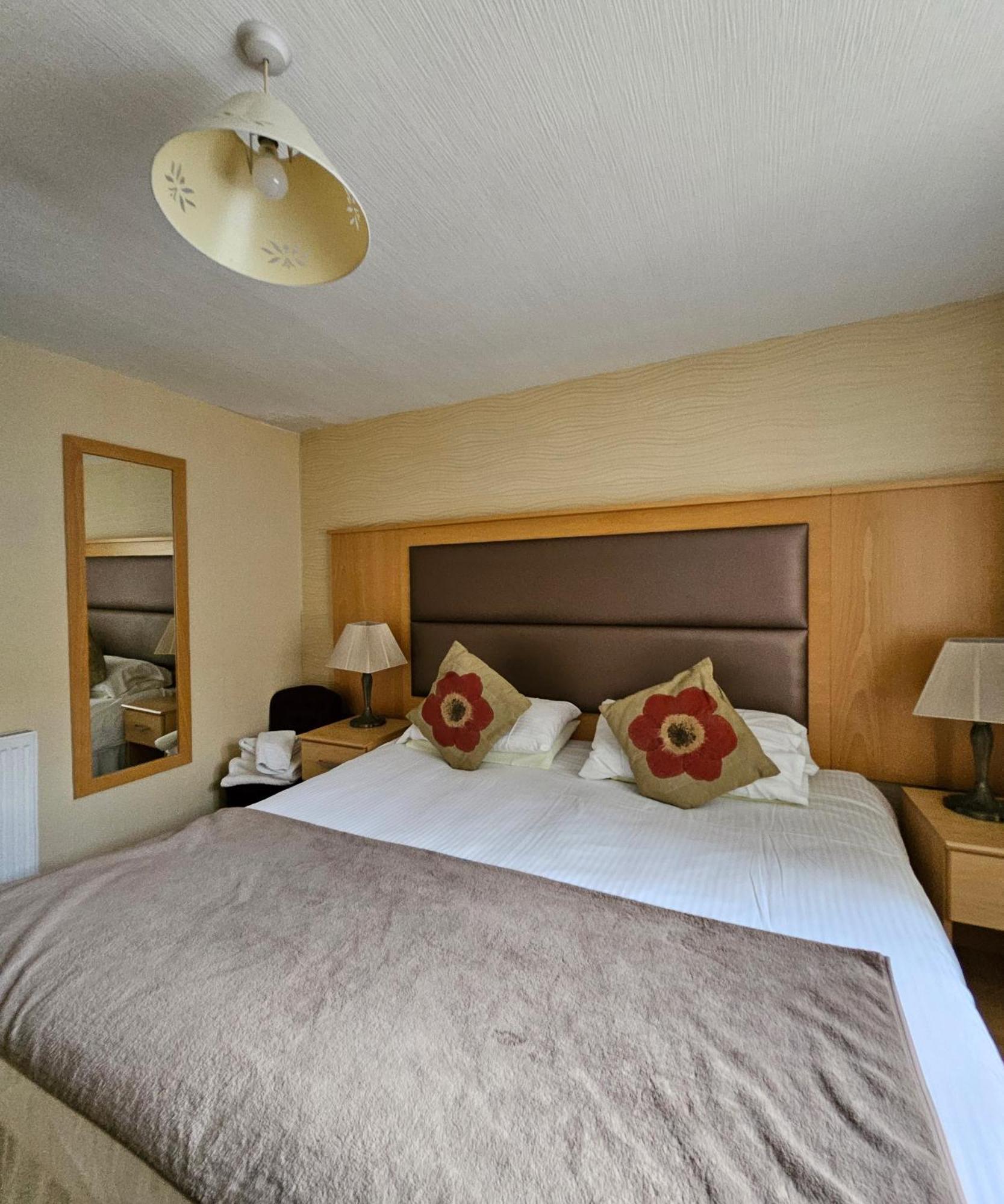 Station Hotel Portsoy Eksteriør bilde