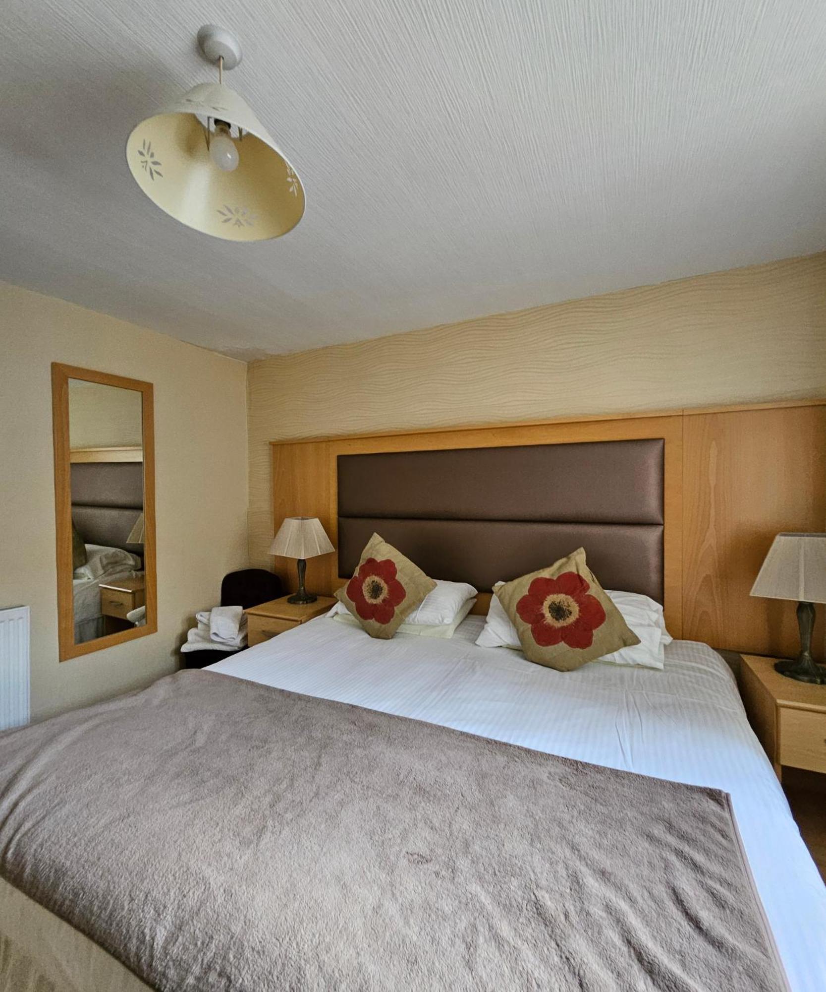 Station Hotel Portsoy Eksteriør bilde